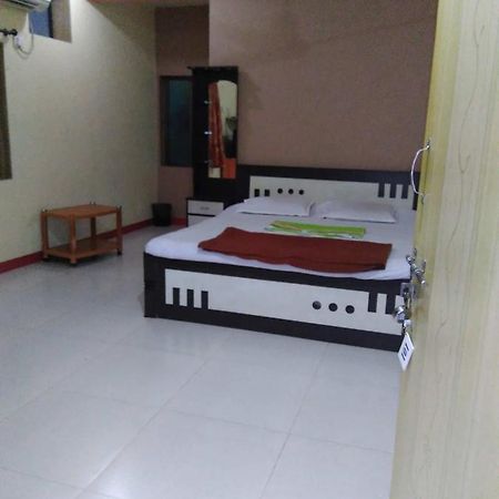 Sai Prasad Guest House Murūd Exteriér fotografie